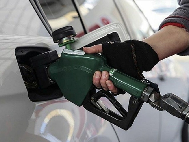 Benzin, oto gaz ve motorinin fiyatı arttı