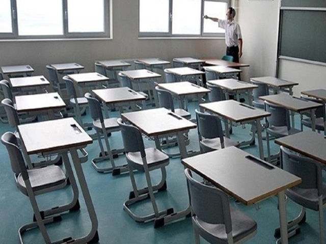 İstanbul Valiliği duyurdu! Riskli 93 okul ve eğitim kurumundaki öğrenciler depreme güvenli okullara nakledilecek