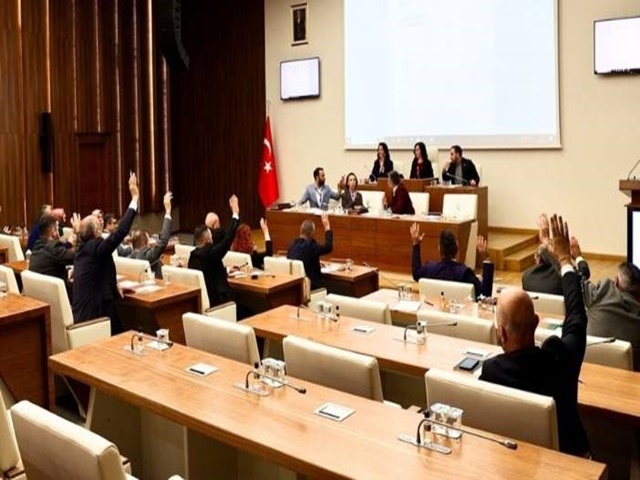 CHP'li meclis üyeleri istifa etti