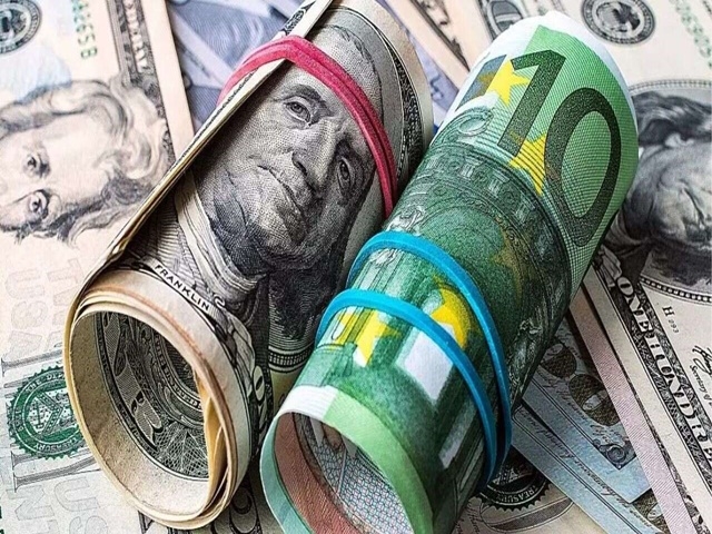 Dolar ve euroda son durum ne?