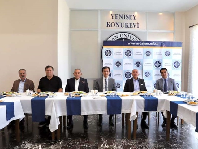 Ardahan Üniversitesi'nin Geleceği İçin Kritik Toplantı