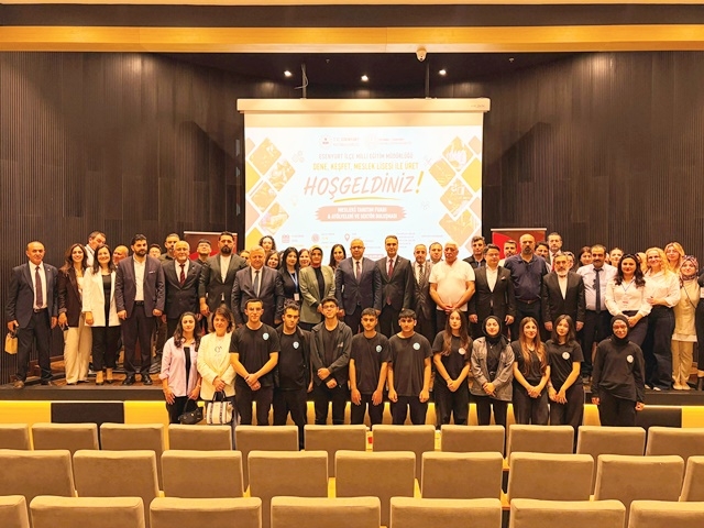 Esenyurt’ta Geleceğin Meslekleri İçin Stratejik Buluşma