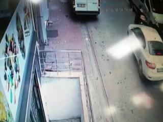 Önce takip etti sonra arkadan çarpıp kaçtı