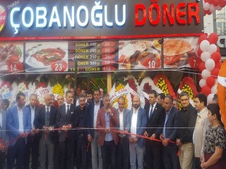 Tarihi Çobanoğlu Et Döner Yeni Konsepti ile Hizmete Devam Ediyor