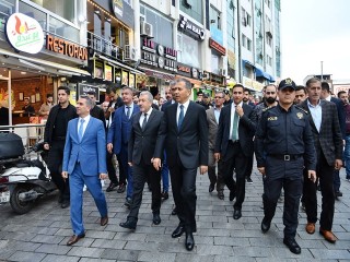 Vali Yerlikaya'dan Esenyurt'ta Suriyeli açıklaması