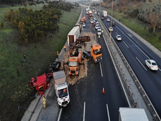 Büyükçekmece TEM Otoyolunda trafik kitlendi