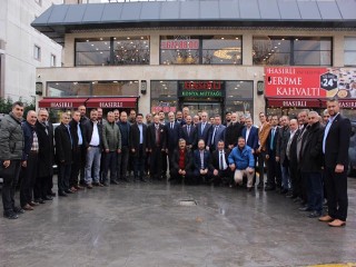 Saadet Partililer Esenyurt’u anlatıp, dinlediler…