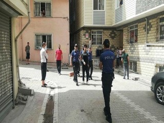 Esenyurt'ta Suriyelilerin Sopalı, Sandalyeli Kavgası Kamerada