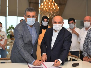 Esenyurt Belediyesi ve Hizmet- İş Sendikası Toplu iş sözleşmesini imzaladılar
