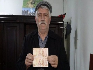 Mehmet Çimli 'Hatalı basım' 50 lirayı, 50 bin TL'ye satışa çıkardı