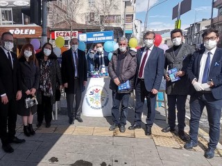 Ardahan Rehberlik ve Araştırma Merkezi'nden Farkındalık Gününe yoğun ilgi