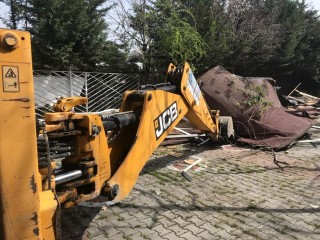 Beylikdüzü Belediyesi'nden Skandal! 50 yıllık ücretsiz müzeye yıktı..