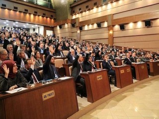 İSKİ'nin su zammı teklifi İBB Meclisinde reddedildi