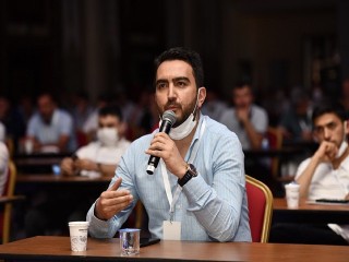 Zirve 2021 Bilişim Fuarında Ardahan’ı M. Suat Işıklı Temsil etti