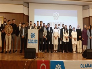 Bir Adım Derneği Adına Yakışır Kongre Düzenledi