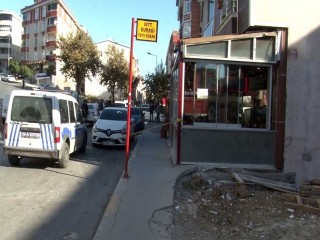 Esenyurt'ta bir kişi kahvaltı ettiği iki arkadaşını vurdu