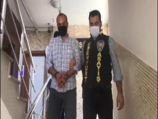 Esenyurt'ta sahte polis kimlikli gaspçılar yakalandı