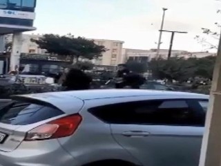 Esenyurt’ta dehşet anları kamerada! Kardeşiyle tartışan şahıs etrafa ateş açtı