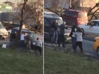 Esenyurt’ta Taksici ile yolcu yumruk yumruğa birbirine girdi