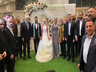 Susuz Ailesi'nden rüya gibi düğün