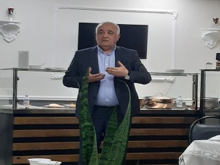 Emin Batmazoğlu; Esenyurt'u Esenyurtlu olan yönetmelidir