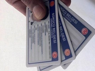 Eski ehliyetini değiştirmeyenler için son tarih açıklandı. Elinizi çabuk tutun