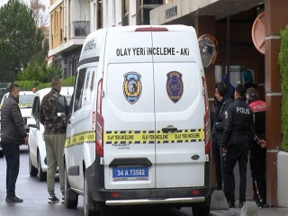 Beylikdüzü’nde site yöneticisi otoparktaki minibüste başından vurulmuş halde ölü bulundu