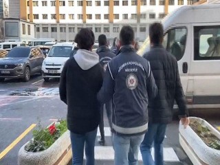 Esenyurt'ta göçmen kaçakçılarına operasyon düzenlendi