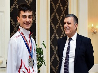 Esenyurt'un Gururu Tekvandocu Yusuf Türkiye Şampiyonu