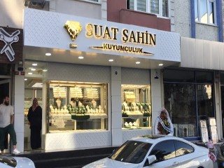 Suat Şahin Kuyumculuk yeni yerinde hizmet vermeye başladı