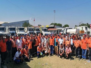 Silivri Belediyesi'nde temizlik işçileri greve çıktı