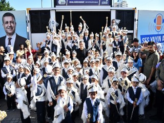 Esenyurt’ta coşkulu sünnet şöleni