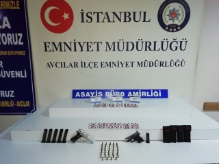 Avcılar'da Uyuşturucu Operasyonu: 3 Kişi Yakalandı