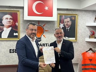 Karakaş, ’AK Parti’nin bayrağını Esenyurt Belediyesinin önüne dikeceğiz’