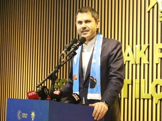 Murat Kurum, Esenyurt’ta yoğun ilgiyle karşılandı