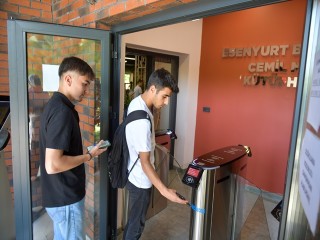 Esenyurt Belediyesi'nin Kütüphaneleri Akıllı Sisteme Geçiyor