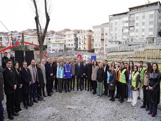 Avcılar Reşitpaşa caddesi zemin altı otoparkı’nın temeli atıldı
