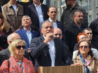 CHP ve DEM Parti’den Esenyurt’ta Kayyum Tepkisi: “Halkın İradesi Yok Sayılıyor!”