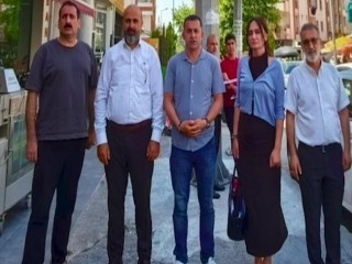 Esenyurt'ta Baz İstasyonuna Karşı Siyasi Partilerden Ortak Tepki
