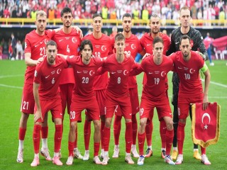Vancouver'da Tarihi Gece: Bizim Çocuklar Sahne Alıyor