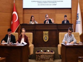 Silivri Belediyesi meclisi'nde ''Dereden Yatak Çıkıyor'' Tartışması