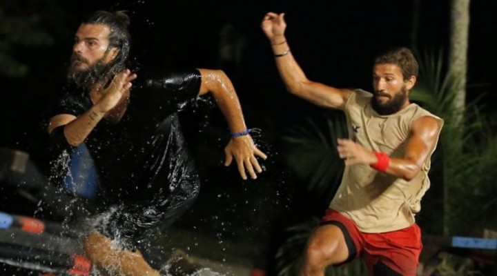 Survivor'da döner ve iletişim ödüllerini kim kazandı?