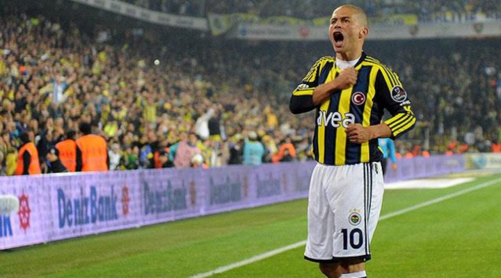 Alex de Souza geri dönüyor