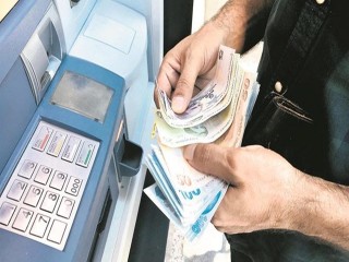 ATM’den para çeken vatandaşlar şoka uğradı. Çekilen paralar için skandal iddia